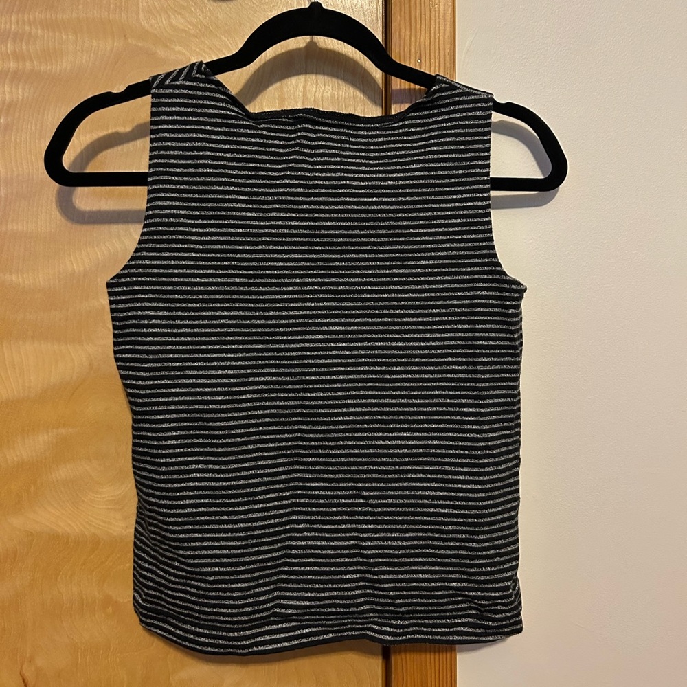 Tank top - Picture 2 of 3